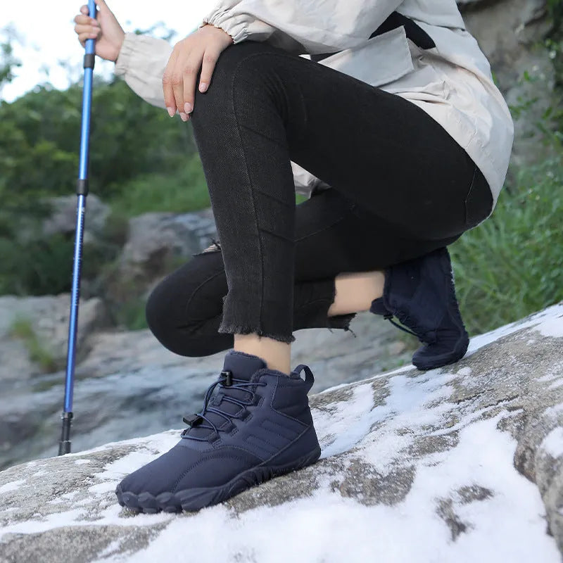 Winter slip-on boots with anti-ski rubber sole, Oxford cloth upper, and plush lining for men and women
