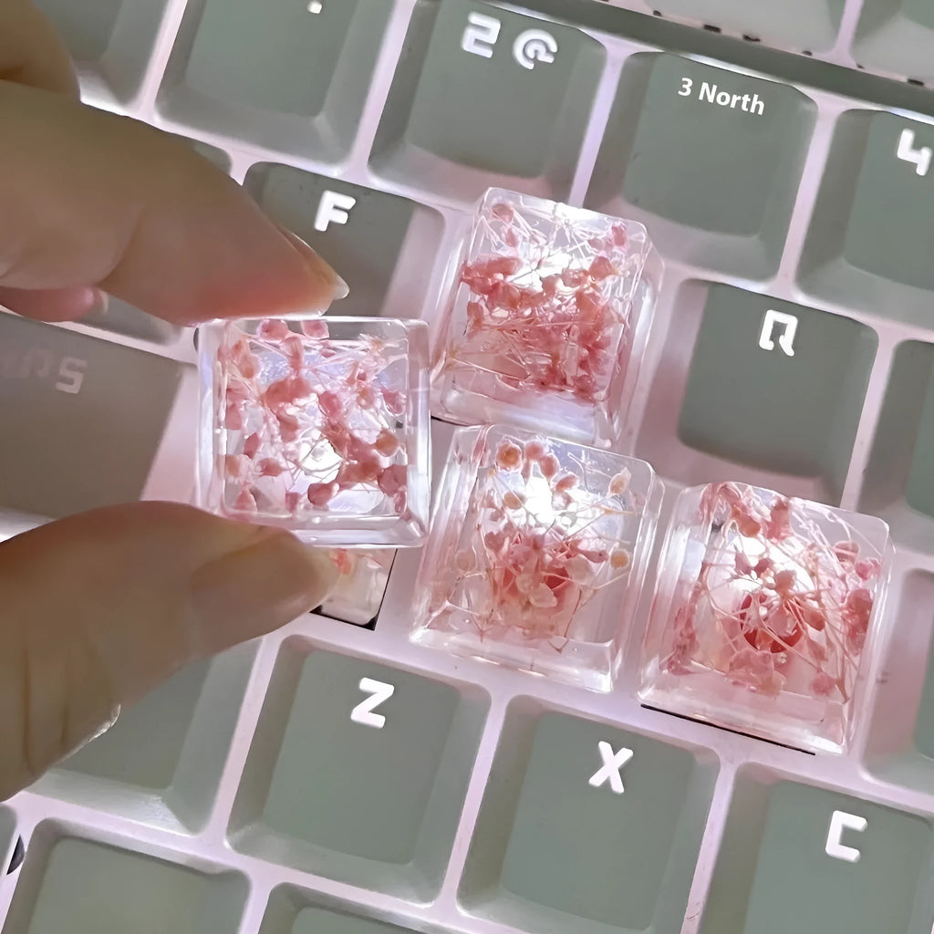 High transparency resin keycap with starry sky design for mechanical keyboards in four colour options