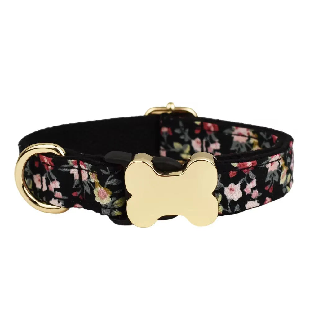 Nylon dog collar with bone-shaped buckle and grid print in multiple colours.