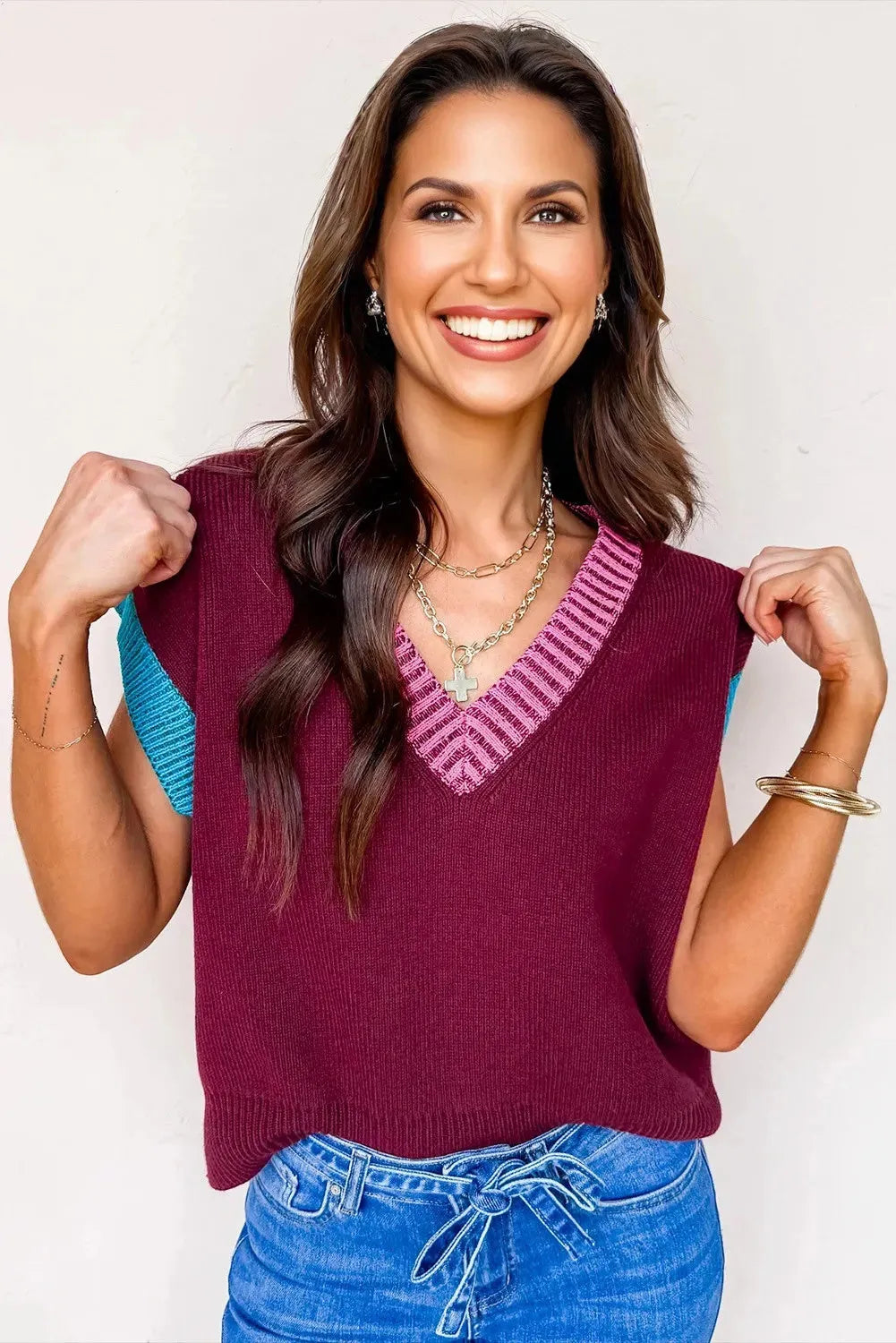 Burgundy women's V-neck loose fit sweater with contrast trim and cuffed short sleeves