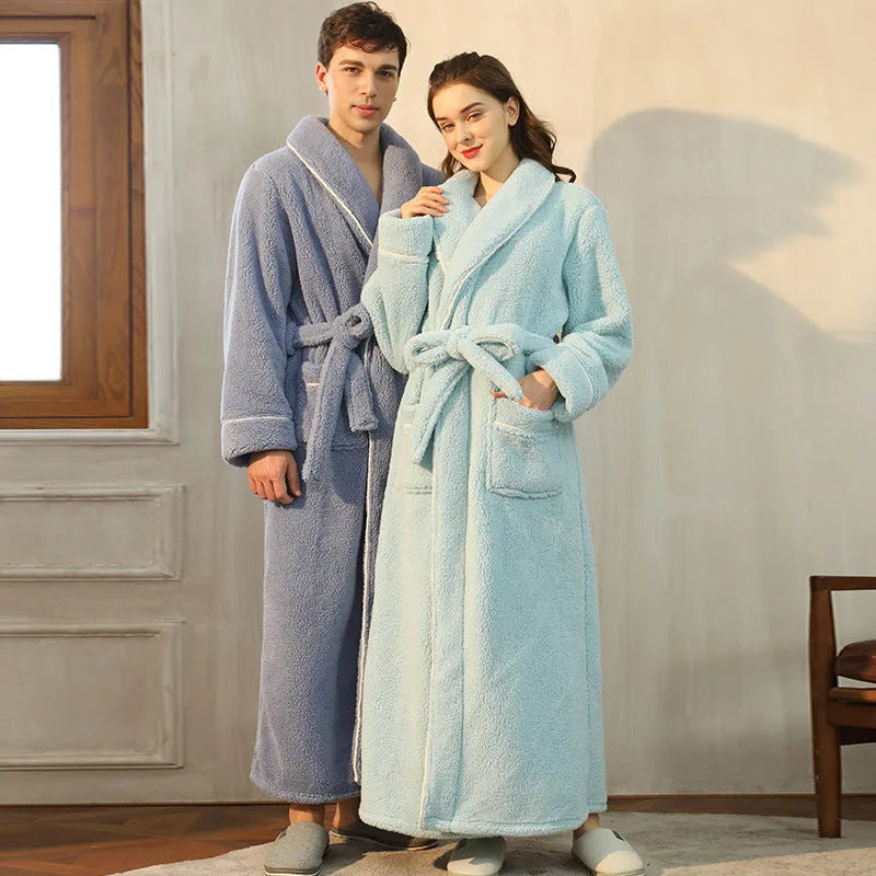 Thickened winter flannel bathrobe for couples in European styling with super thick fabric