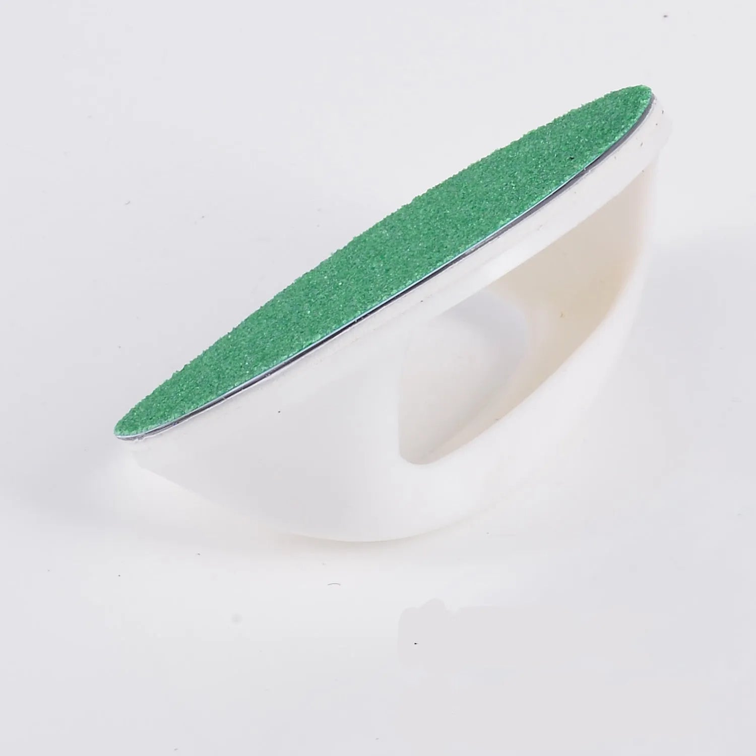 Round dog nail file board with ergonomic handle in four colour options