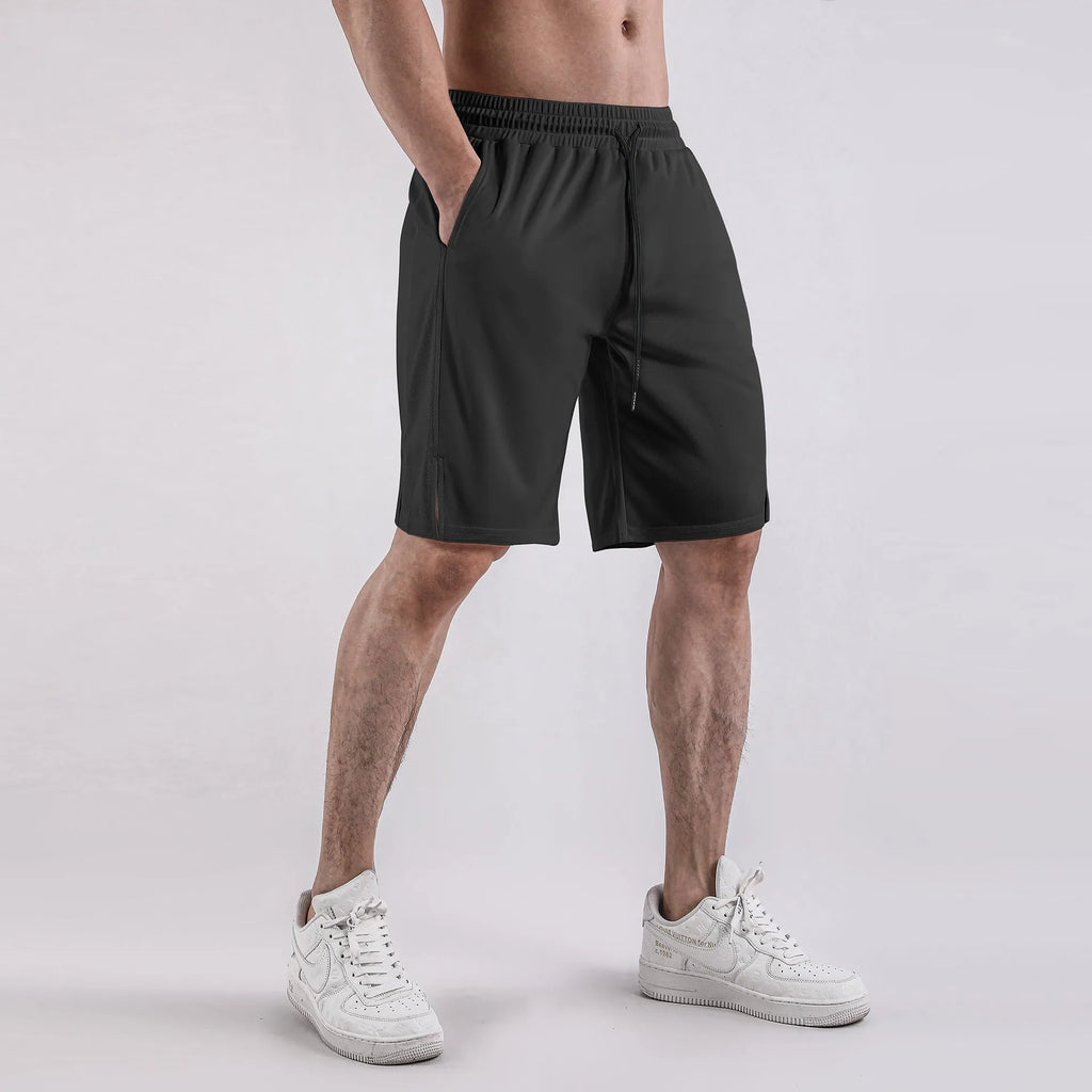 Men's white quick-drying mesh shorts with elastic waist and capri length for summer sports