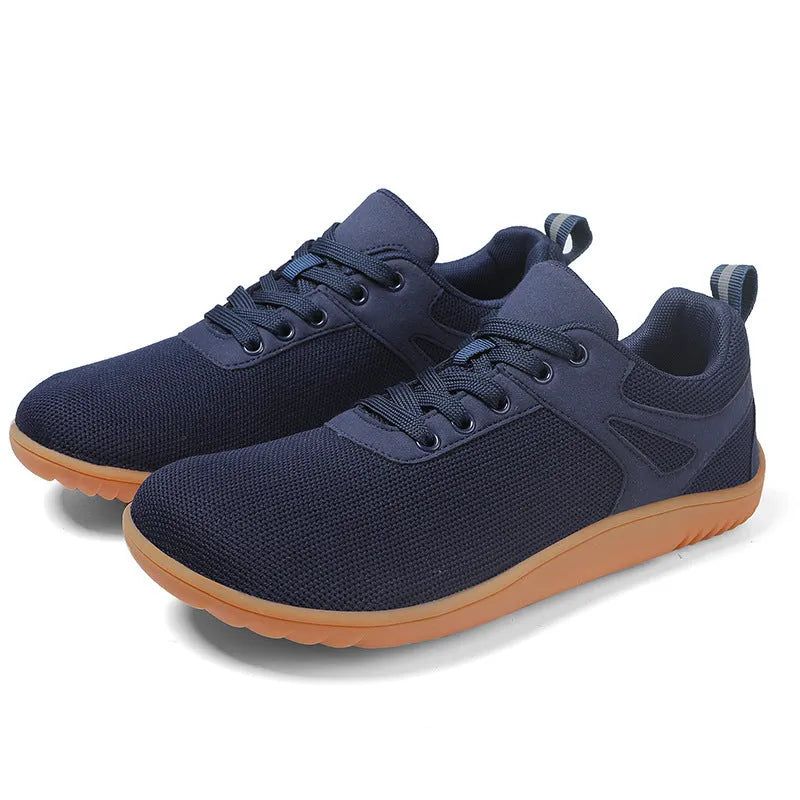New wide-toe running sports soft bottom mesh casual shoes in black for neutral adult with low top design