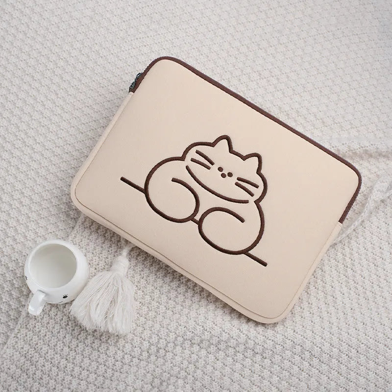 Embroidered animal design laptop sleeve bag for 13.6-inch to 15.6-inch computers