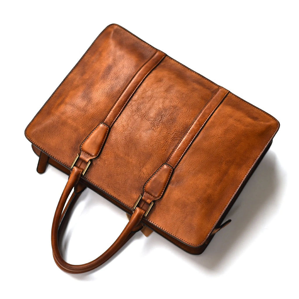 Men's 14-inch horizontal leather business handbag in khaki colour with zipper opening