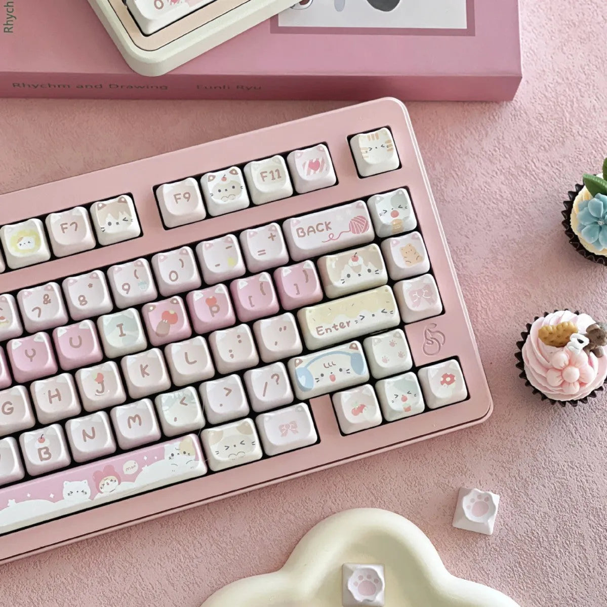 Meow Meow Team high-top profile 141-key sublimation key cap set for mechanical keyboards.