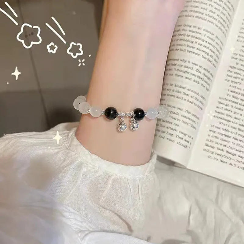 Chinese style bamboo leaf glass bracelet for women with a bamboo joint design.