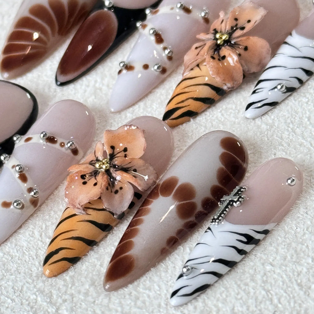 French style leopard print false nails with cross and flower patterns in four sizes