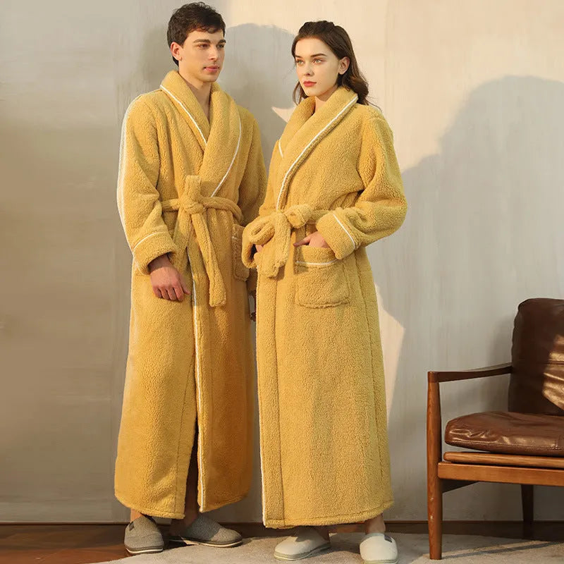 Thickened winter flannel bathrobe for couples in European styling with super thick fabric