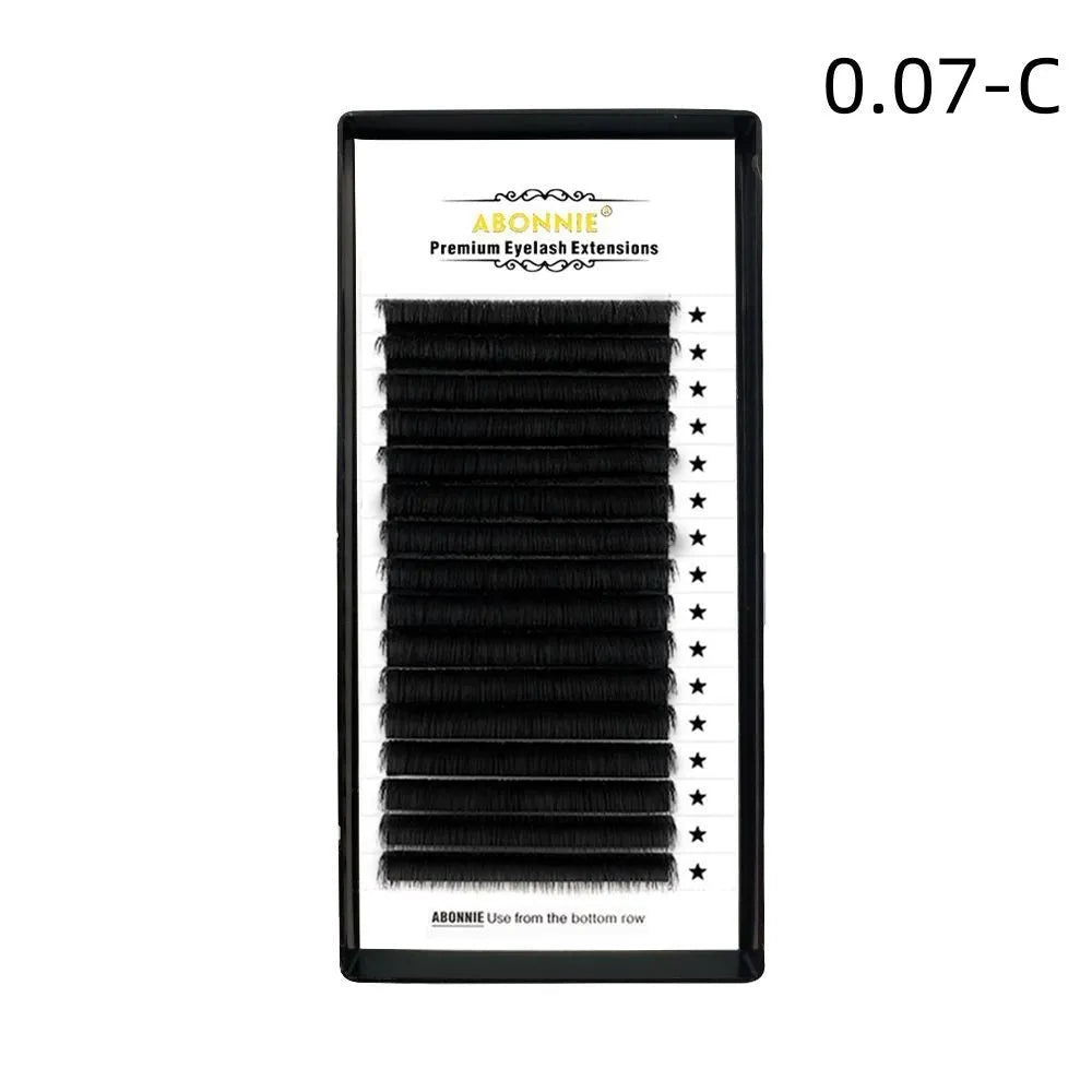 16-row dense false eyelashes made from mink hair showing multiple thickness and length options