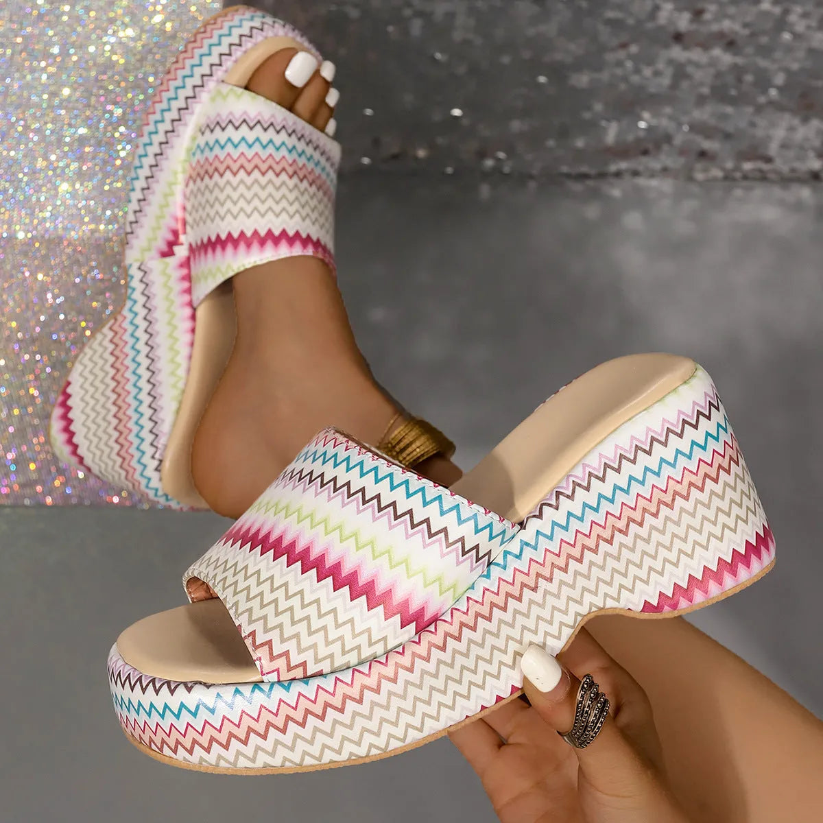 Women's wedge sandals with colourful wave print, fish mouth toe and thick rubber sole
