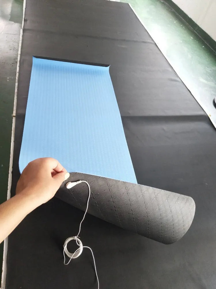 Blue conductive yoga mat with grounding wire, plant and flower pattern, 182x61cm dimensions