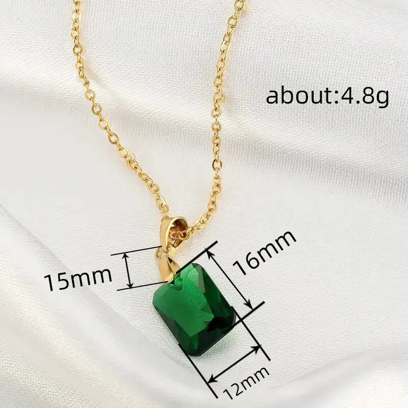 Copper geometric rectangular pendant necklace with quadrilateral design on O-ring chain in XL1006 Green colour