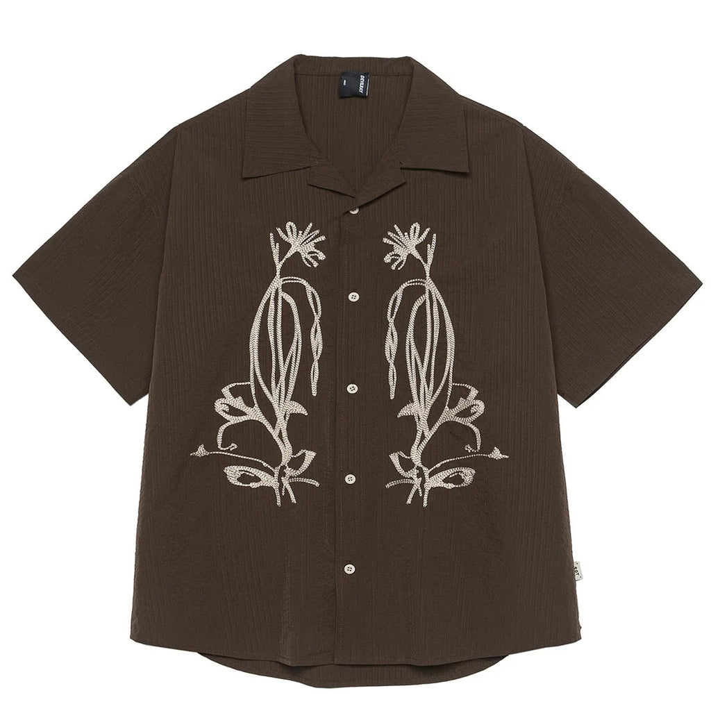 Brown striped quick-drying outdoor shirt with Cuban collar and short sleeves