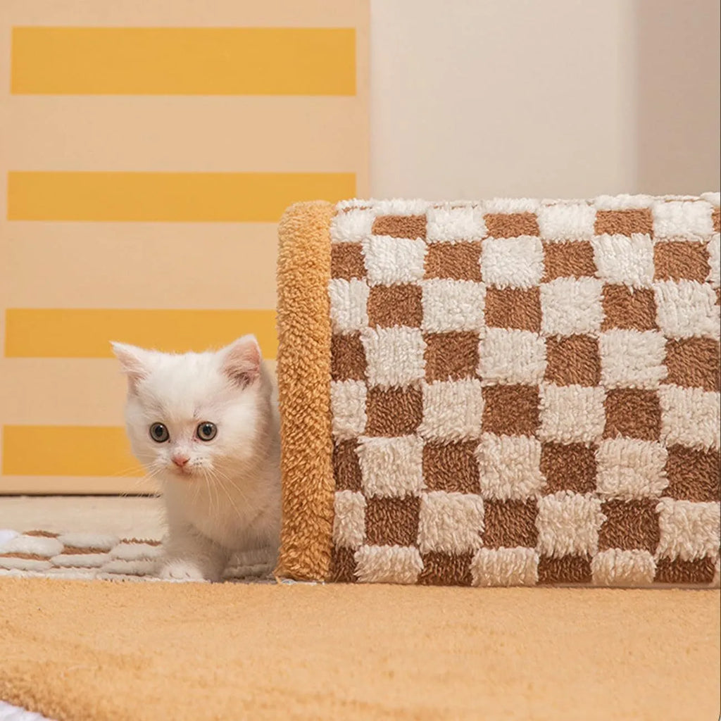 Fan-shaped plush pet bed with integrated tunnel for cats and dogs in coffee colour.