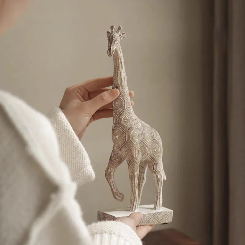 Wood colour giraffe resin sculpture decoration measuring 30.5cm tall