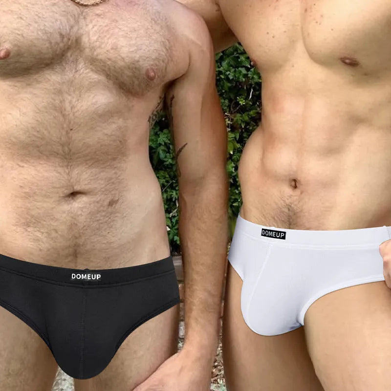 Seamless men's briefs in solid colours with low waist hip lifting design