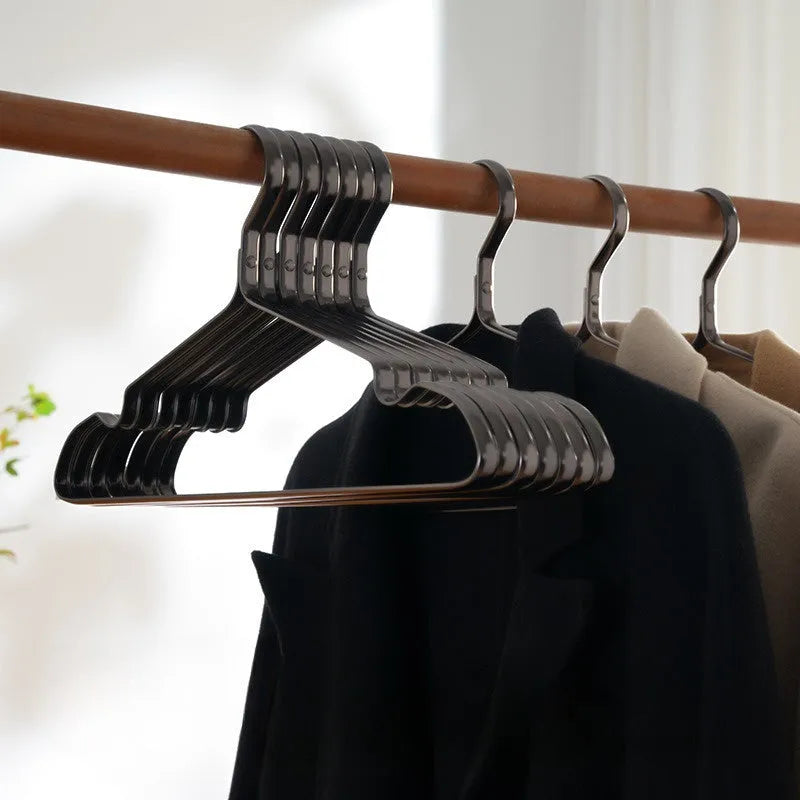Elegant black non-slip anti-rust clothes hanger for wardrobe organisation