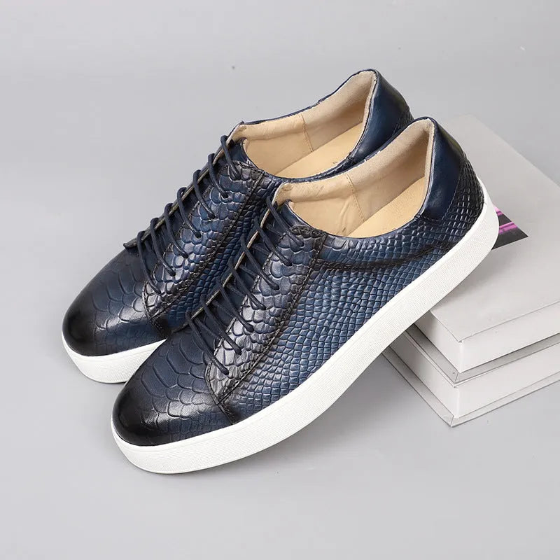 Lace-up embossed flat casual leather shoes for men in caramel colour, first layer cowhide, rubber sole, round toe, low heel