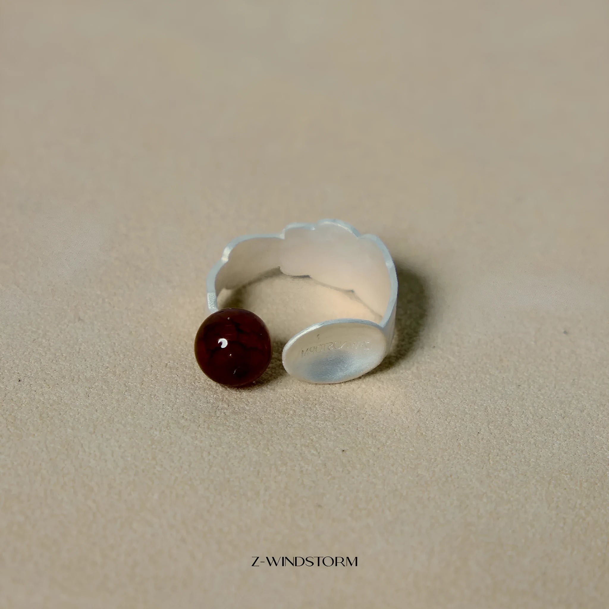 Alloy ring and bracelet set with electroplated finish and diamond shape detail