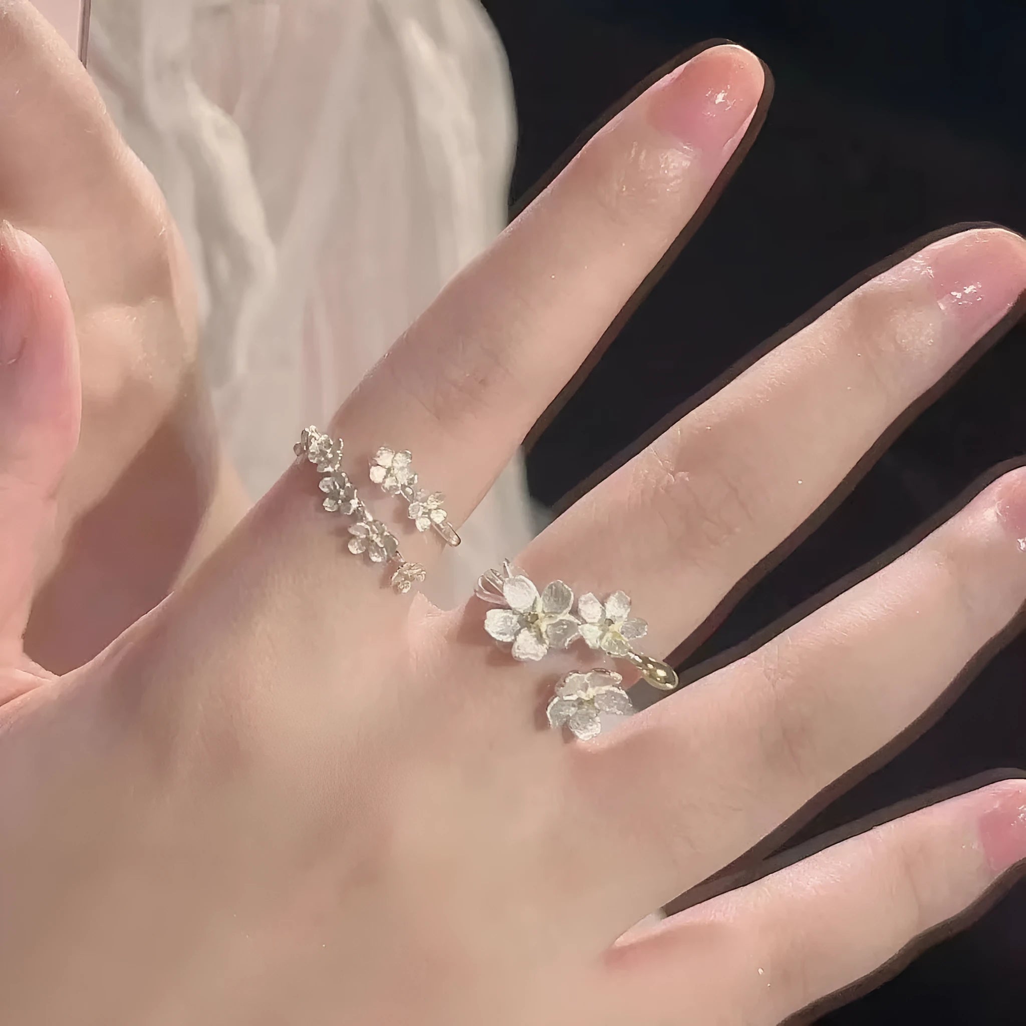 Three-dimensional jasmine flower ring with adjustable open-mouth design in zinc alloy with electroplated finish