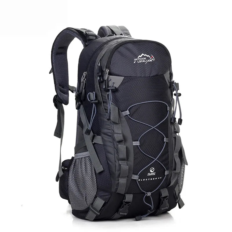 Green polyester leisure sports backpack with 32x50cm dimensions for outdoor activities