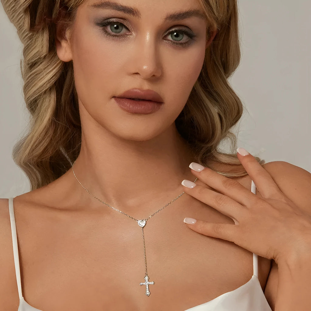 Silver V-neck cross pendant necklace on O-ring chain, colour BSN384