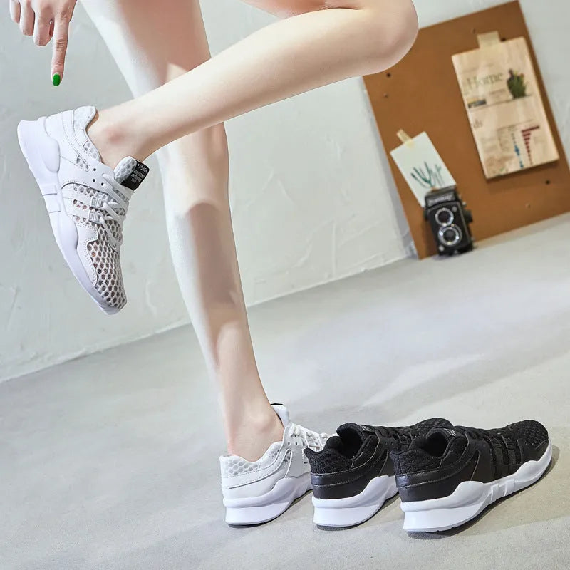 Casual hollow breathable sneaker with mesh upper and EVA sole in low-top design