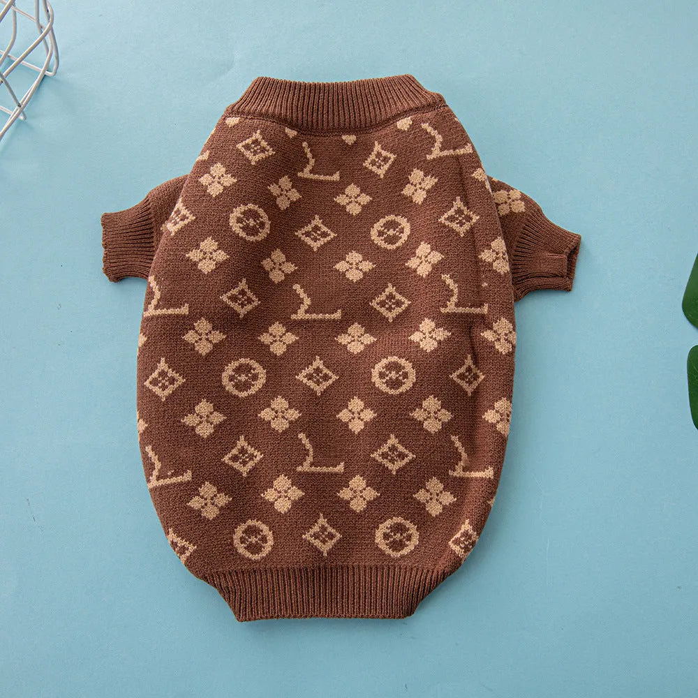 Wool dog sweater in European style for autumn and winter wear
