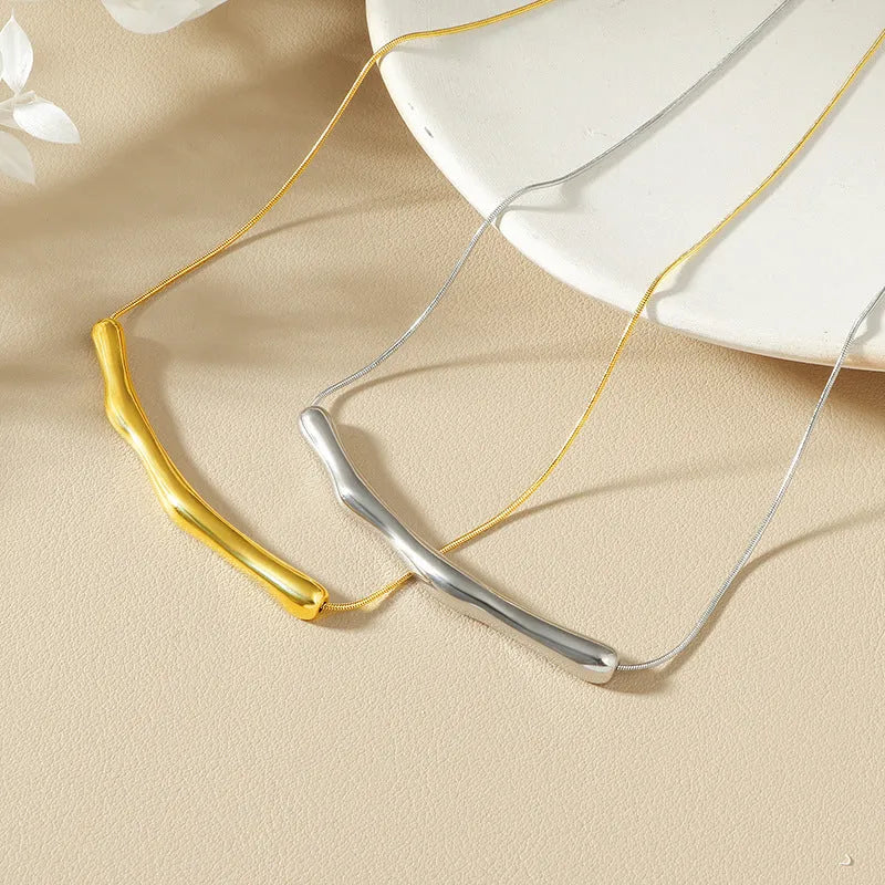 Women's titanium steel necklace with irregular pleated collar design in gold or steel electroplated finish
