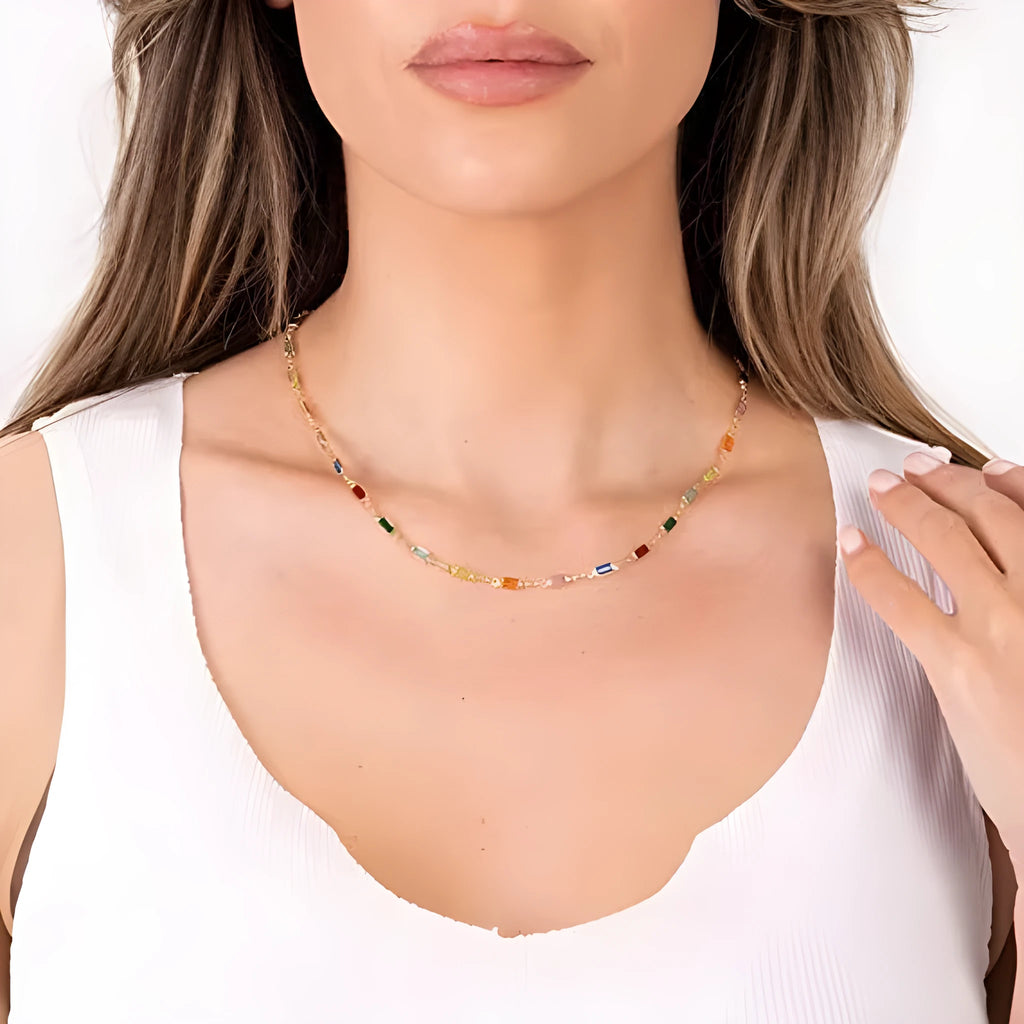 Ladies geometric crystal necklace with alloy chain and adjustable 41-50 cm length