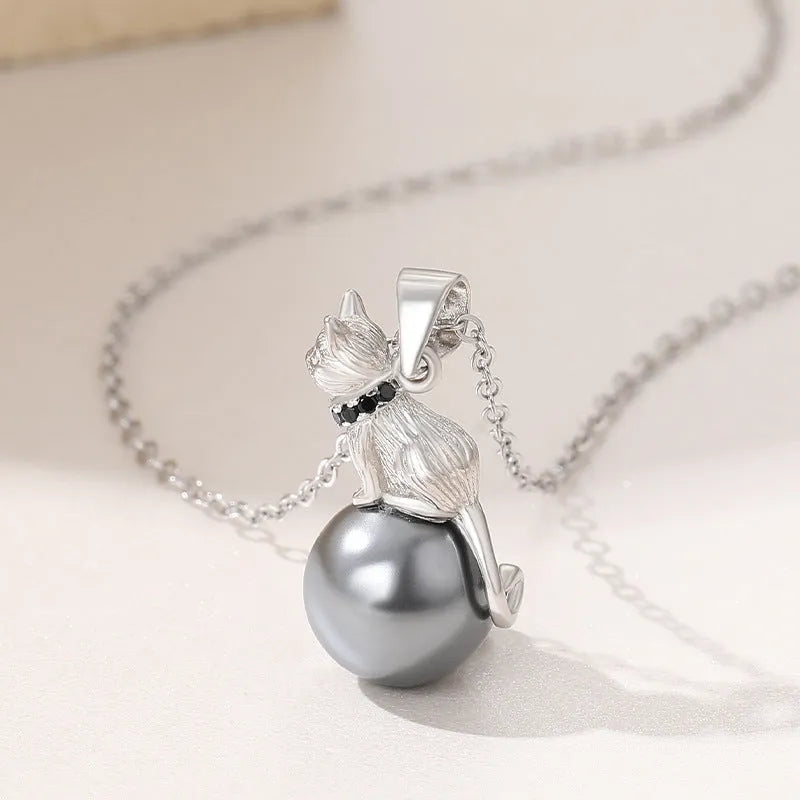 925 sterling silver cat pendant necklace with clavicle-length chain
