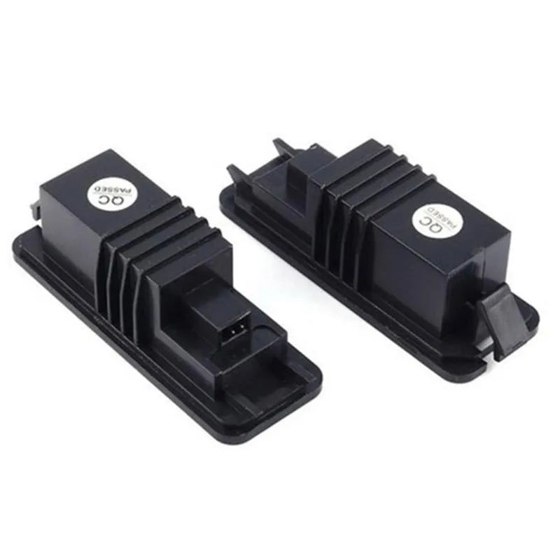 Volkswagen LED licence plate light unit for Golf, Polo, Phaeton models with 24 SMD LEDs.