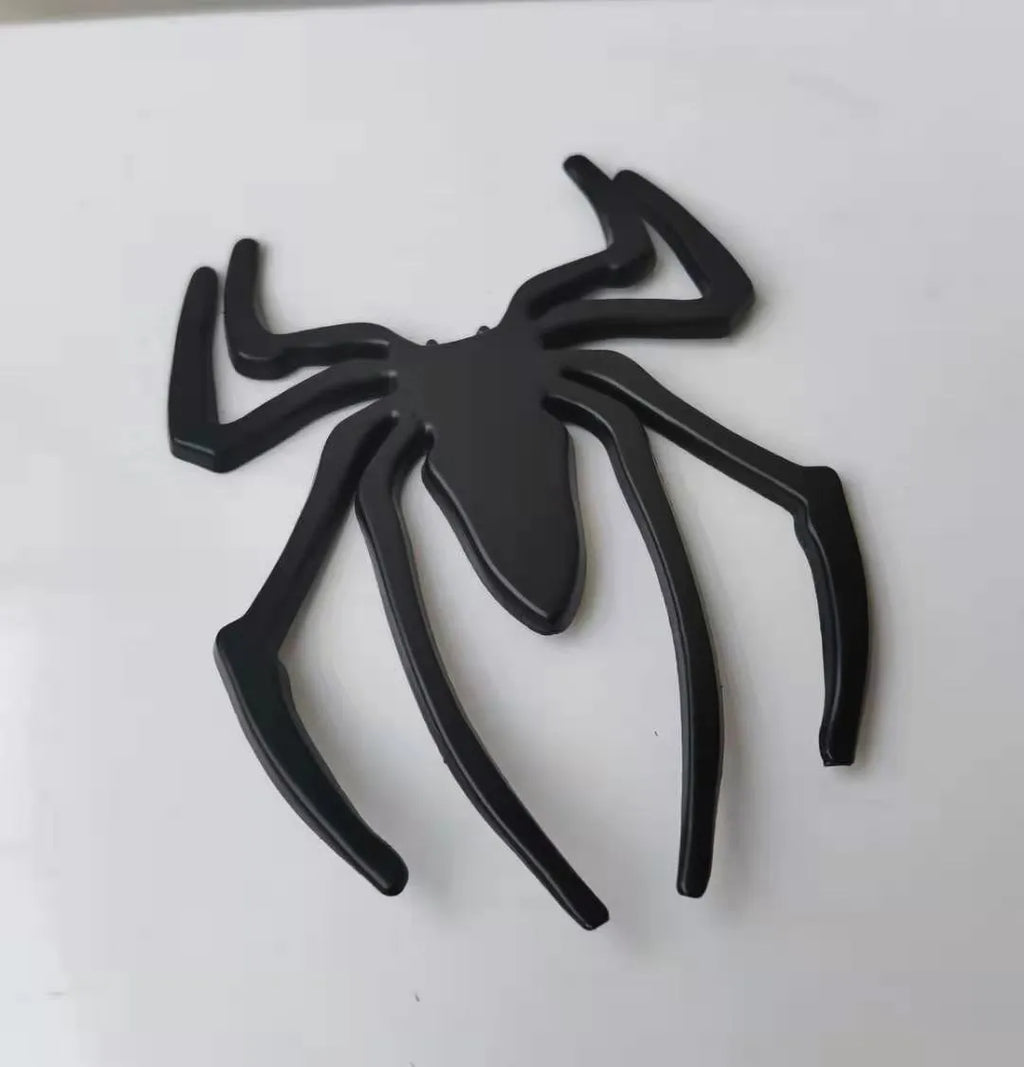 Three-dimensional metal spider bumper sticker with zinc alloy construction measuring 7x5cm