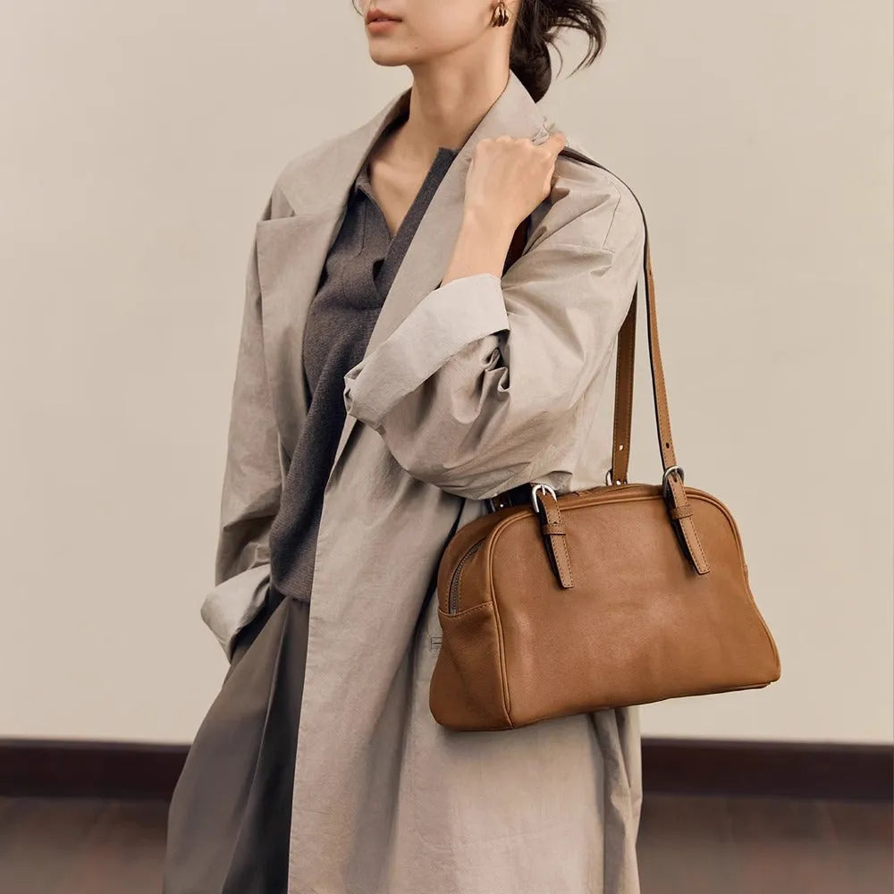 Women's retro style genuine leather shoulder bag in horizontal square silhouette with double straps