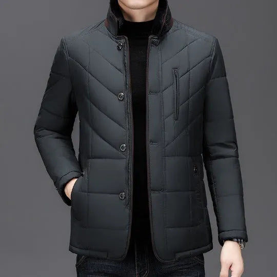 Men's solid-colour short winter coat with side pocket in dark blue, shown on a size chart.