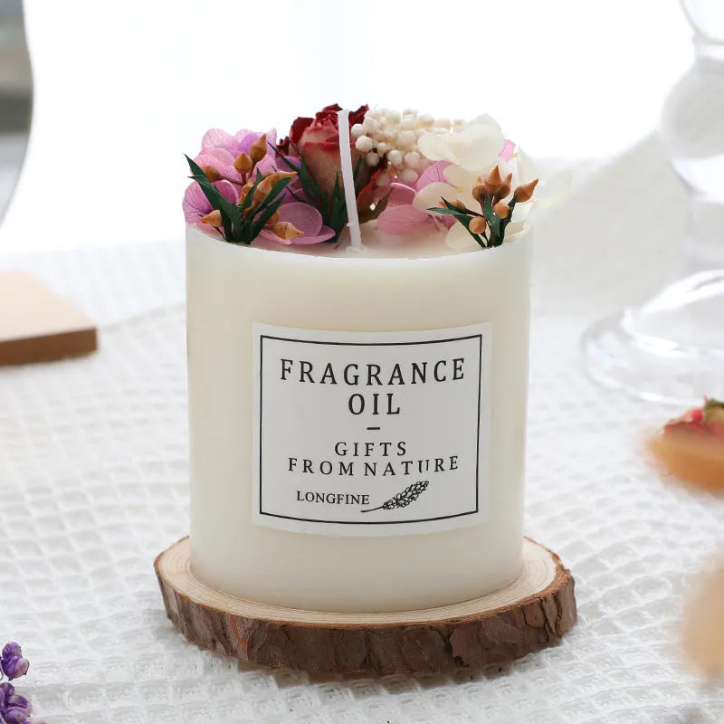 Dried flower decor aromatic candle in choice of scents, 330g, with optional gift box and wooden base.