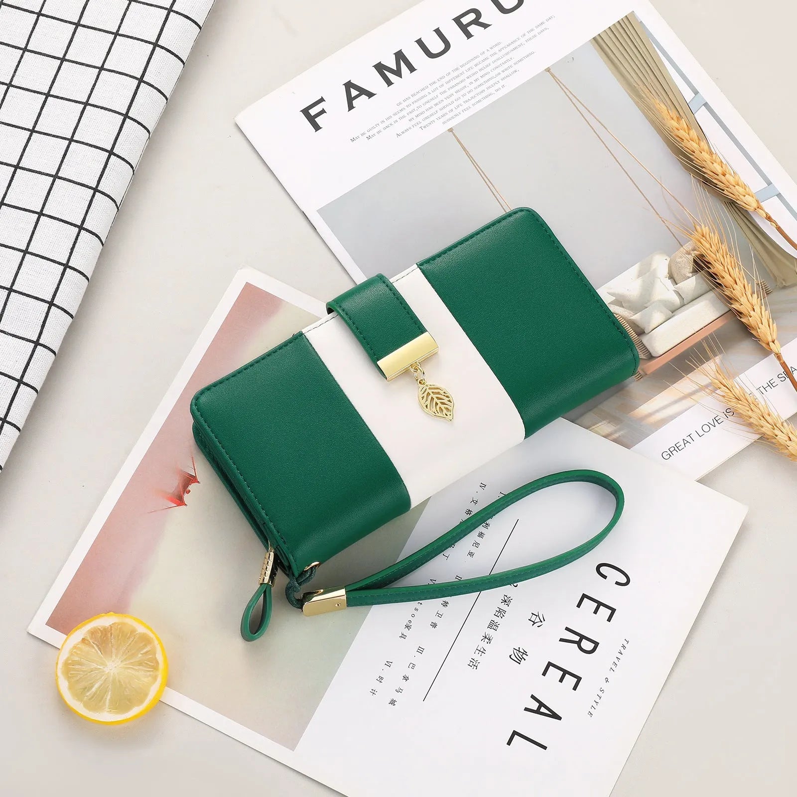 Anti-theft clutch bag in PU leather with lock, compact 19.5cm design in multiple colours