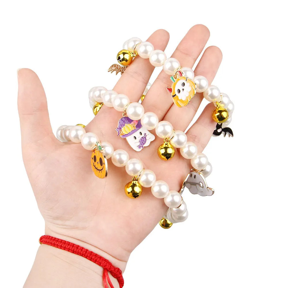 Halloween cat collar with simulated pearl necklace decoration in pumpkin designs