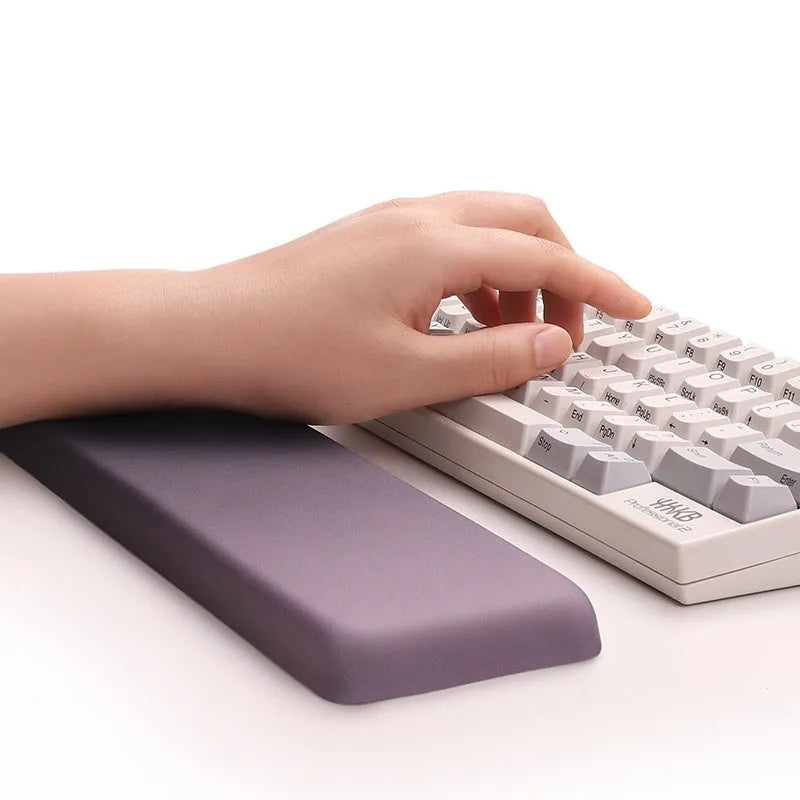 Square cloth silica gel wrister mouse pad with keyboard tray measuring 250 x 180mm