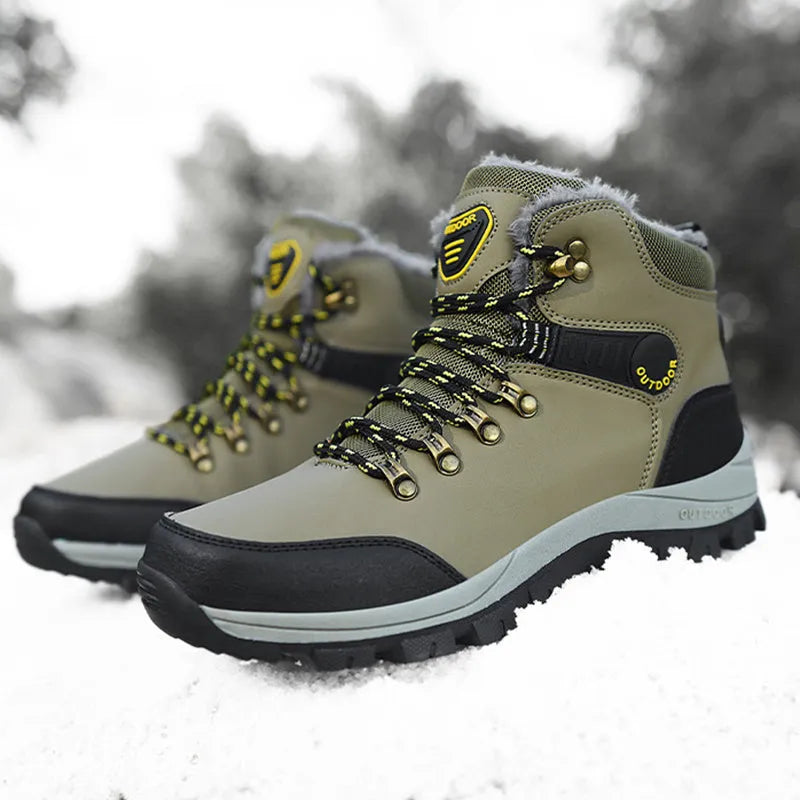 Men's winter snow boots with plush lining and lace-up closure in grey plus colour