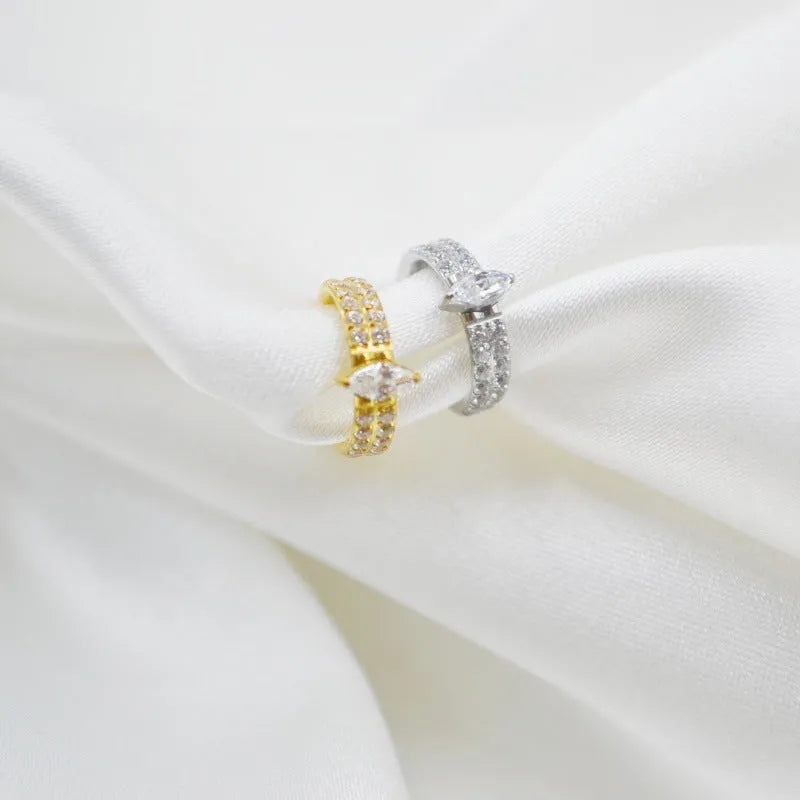 Titanium steel heart shaped zircon earrings in gold or silver colour, 1.2x8mm size