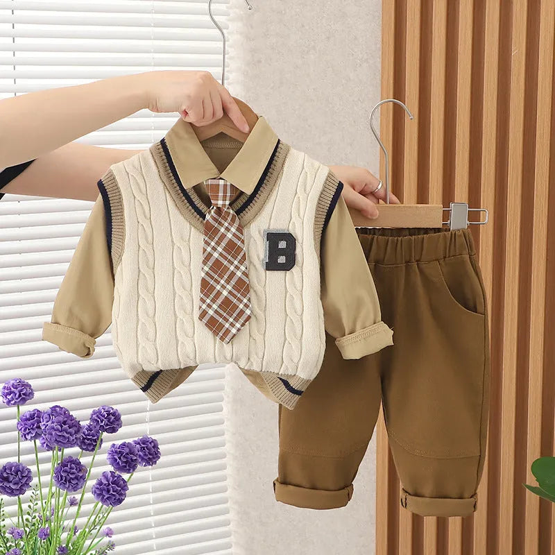 Boys autumn cotton three-piece suit set in beige with letter pattern vest top and trousers