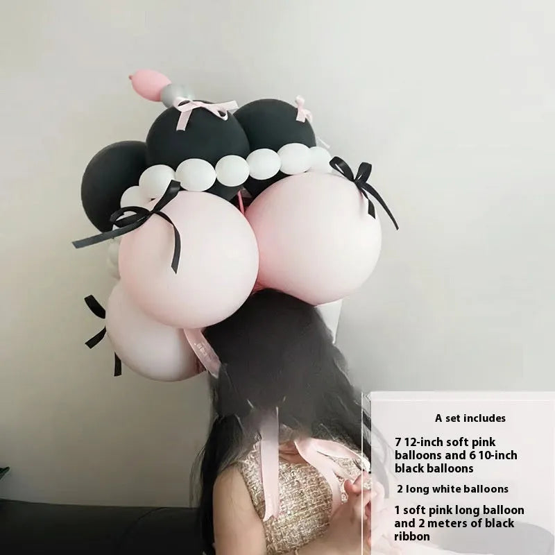 Balloon bouquet DIY decoration set with round shapes for cake centrepieces