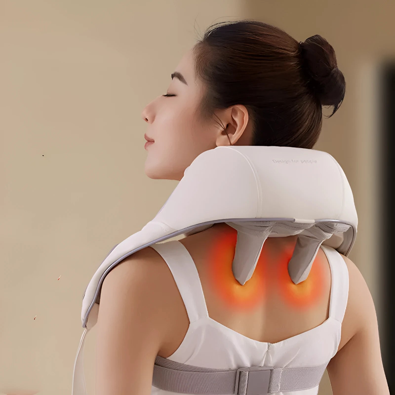 Rechargeable oblique muscle shoulder and neck massager clip kneading electric beige half PU leather with hot compress
